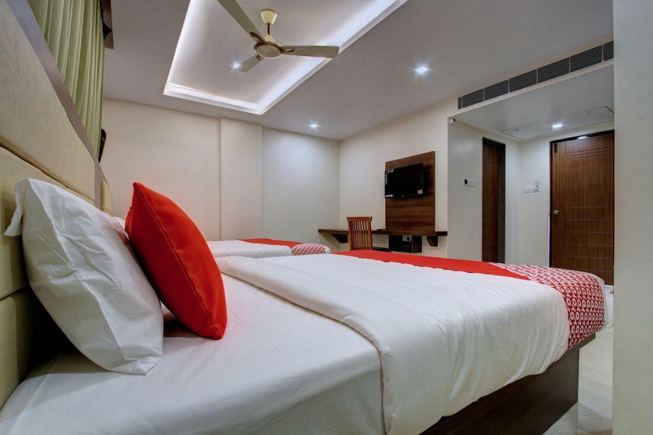 Hotel Ambika International Byndoor Bainduru 외부 사진
